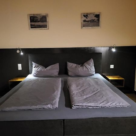 Hotel & Ferienpark Fleether Muehle มิโรว์ ภายนอก รูปภาพ